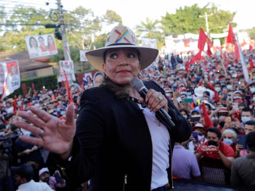 La candidata anti-neoliberista Xiomara Castro domina le presidenziali in Honduras