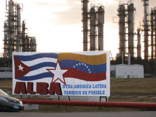 Il Venezuela recupera la produzione di un milione di barili al giorno di petrolio
